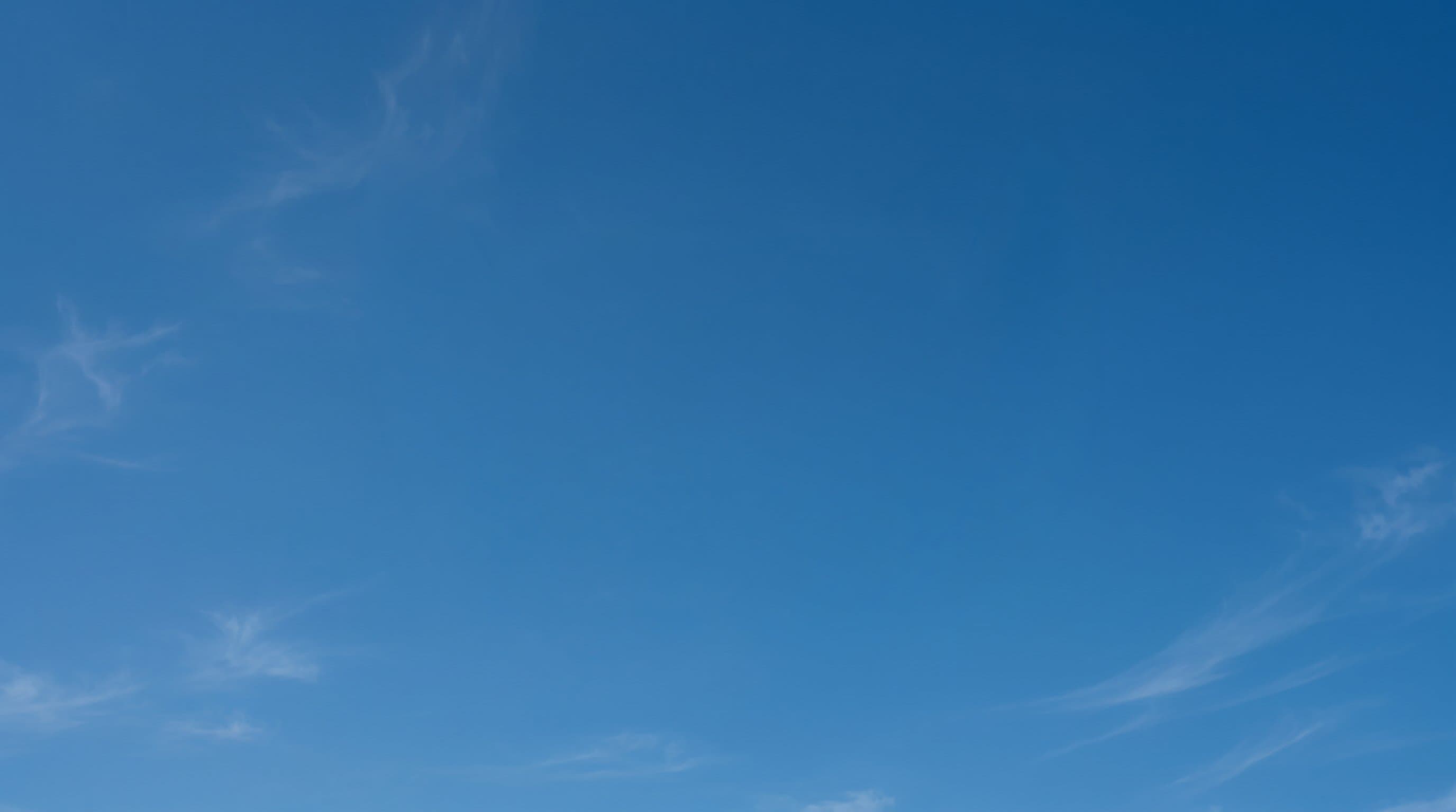 Céu azul aberto